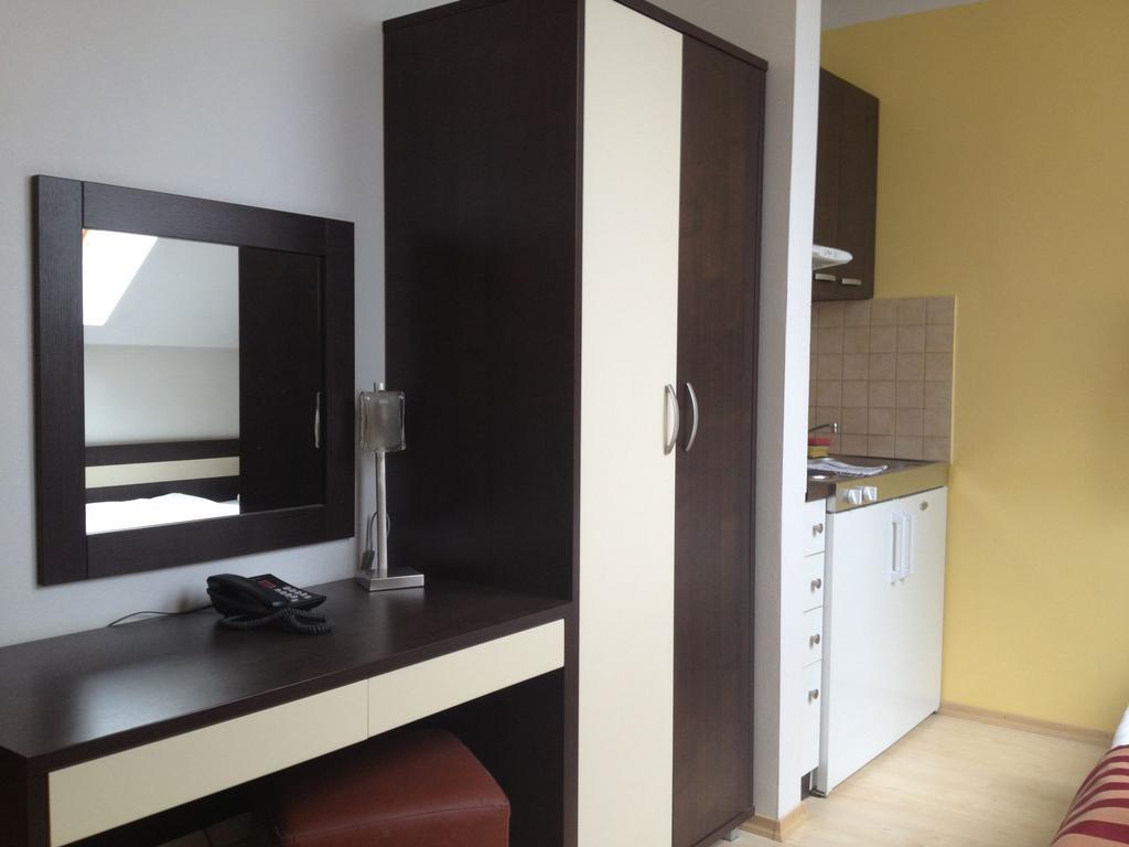 Apartman Nellinka Bešeňová Εξωτερικό φωτογραφία